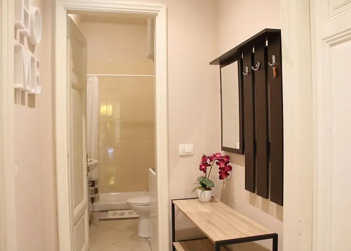 San Giuseppe アパート ロヴラン